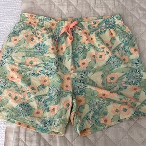 Men’s Chubbies 5.5” inseam floral swim trunks